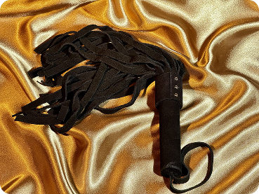 Kožené důtky DARK TOUCH