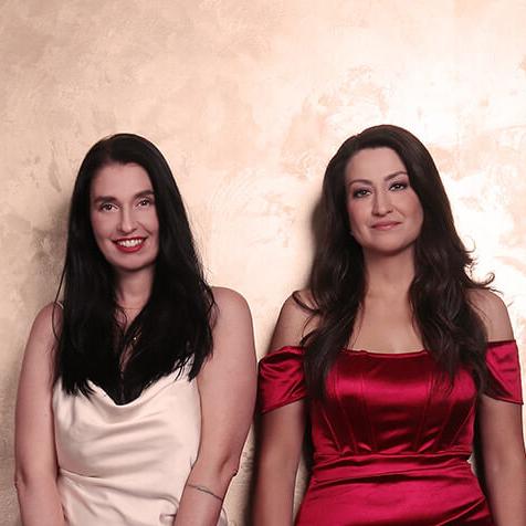 Linda & Sára